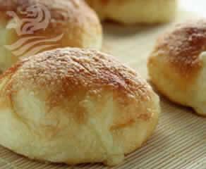 Pão De Ovos E Provolone